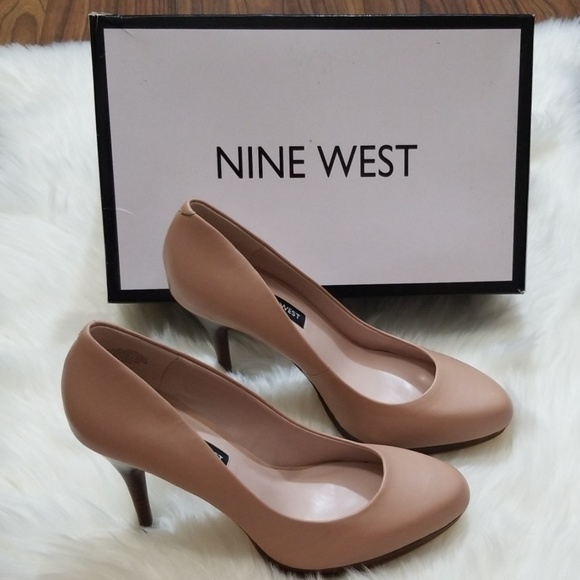 NIB Nine West Kristal Platform Pums Sz 8.5 M - Picture 3 of 8